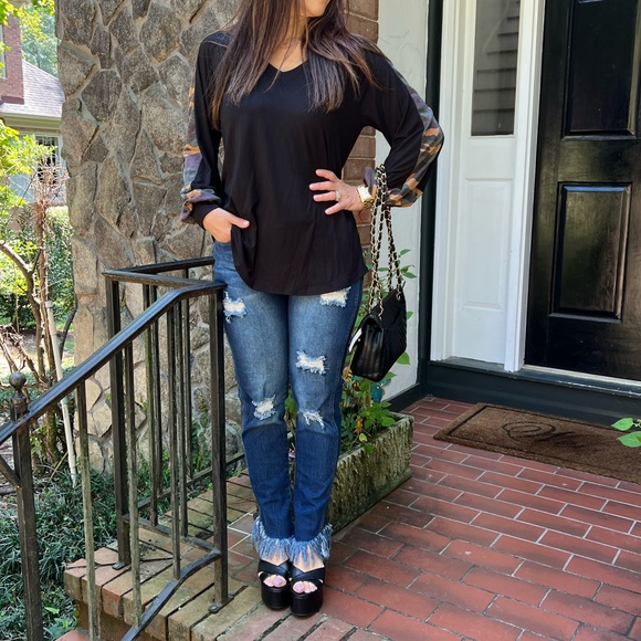 Boho Camouflage Trim Bubble Sleeves Knit Relax Fit Top - Picture 4 of 6